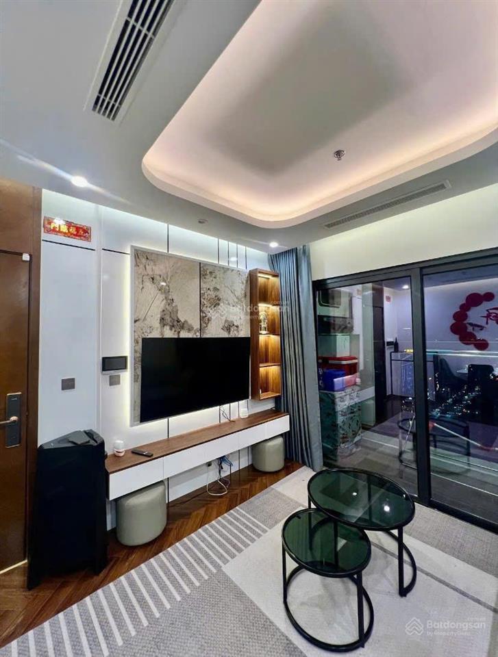 Chính chủ bán cắt lỗ căn 2n1wc giá chỉ 3,25 tỷ tại chung cư cao cấp diamond crown