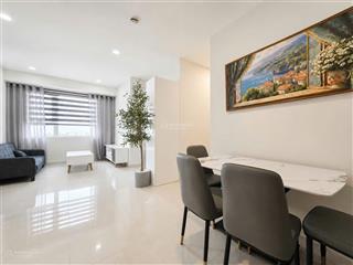 Cho thuê ngắn hạn  căn hộ dịch vụ 2pn  80m2 ngay trung tâm hcm