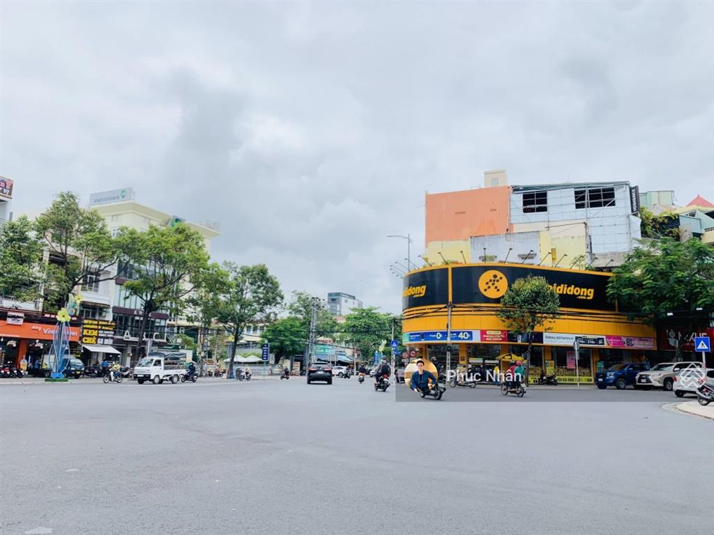 Hàng hot quận 7! toà nhà hầm 7 tầng mặt tiền ngay nguyễn thị thập (12x32m) hđt 350 tr/th  63 tỷ