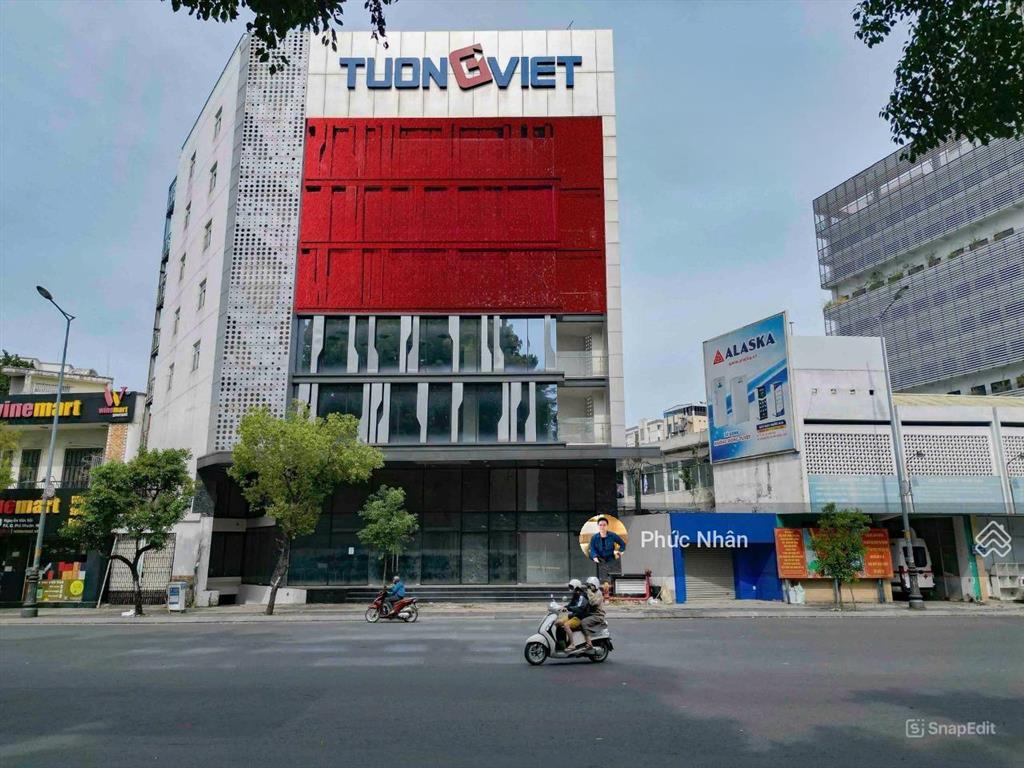 Tòa nhà hầm 7 tầng mt nguyễn xí (đoạn 2 chiều) bình thạnh (20x50m) hđ thuê 650 triệu/tháng 180 tỷ