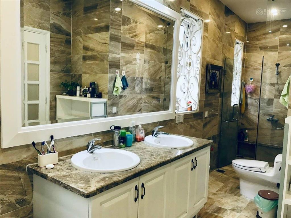 Căn duy nhất giá cực tốt mặt tiền khu bàu cát 6mx28m 2 lầu, giá 23,5 tỷ còn tl