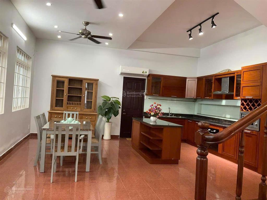 Căn duy nhất giá cực tốt mặt tiền khu bàu cát 6mx28m 2 lầu, giá 23,5 tỷ còn tl