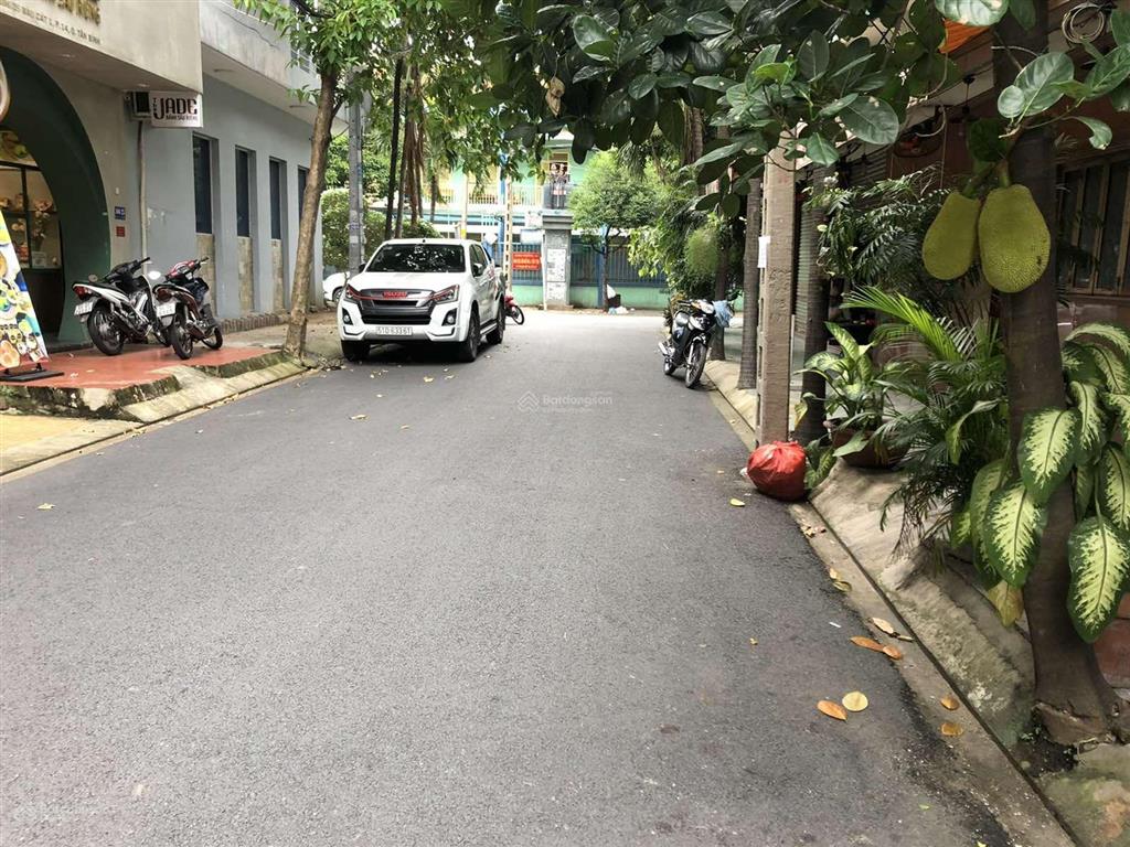 Hot trương công định 4x14m 4 lầu giá 10 tỷ còn tl