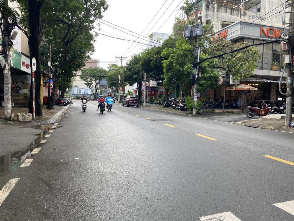 Hot nhà mặt tiền nguyễn hồng đào tân bình ngang 6.5m 5 lầu giá 22.5t còn tl