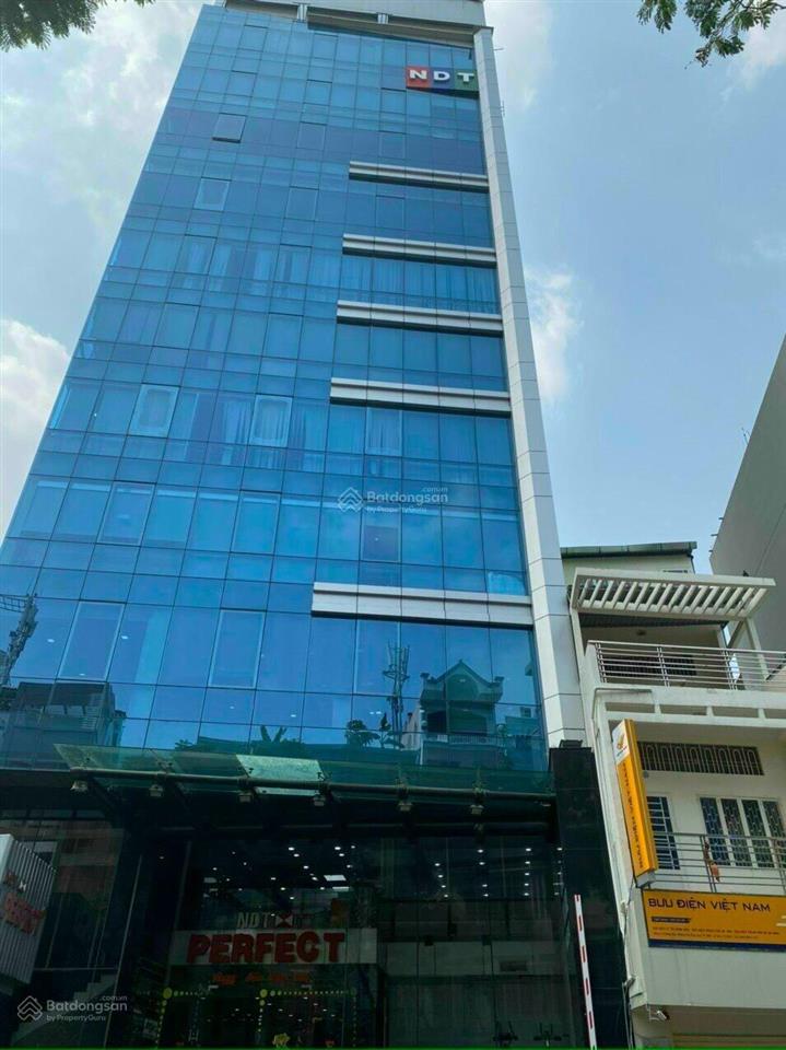 Bán tòa nhà văn phòng mặt tiền đường cộng hòa 10x40m hầm 11 tầng giá 135 tỷ còn tl