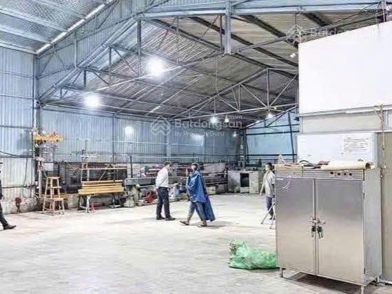 Cho thuê kho xưởng tại cầu bươu, giá chỉ 7 triệu, dt 120 m2