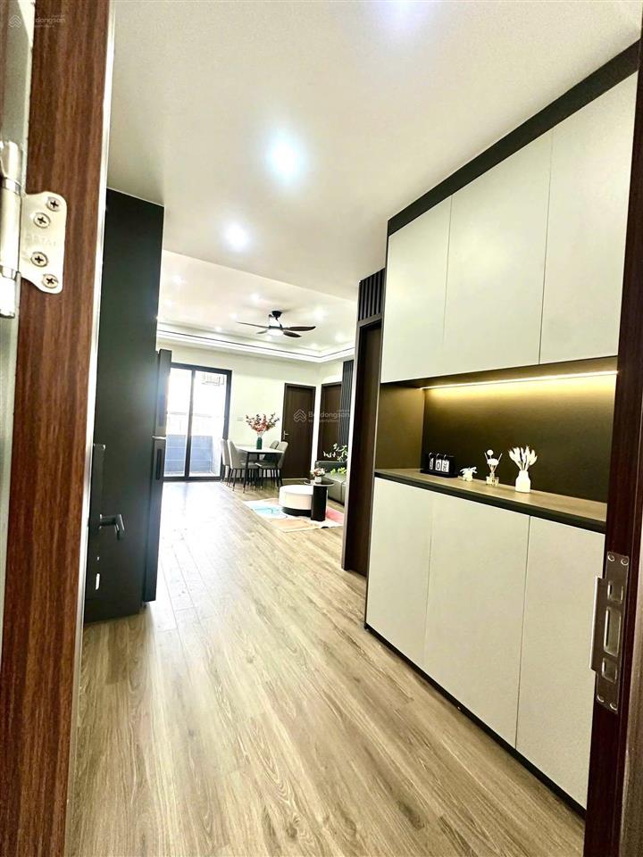 Cho thuê căn hộ 70m, 2 ngủ, hh linh đàm, nhận nhà luôn