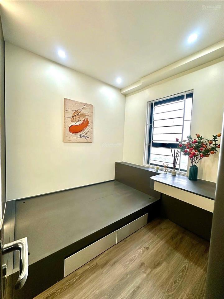 Giá hời hh, chỉ 2,3x tỷ có ngay căn hộ 70m, 2 ngủ rộng rãi, tầng 16