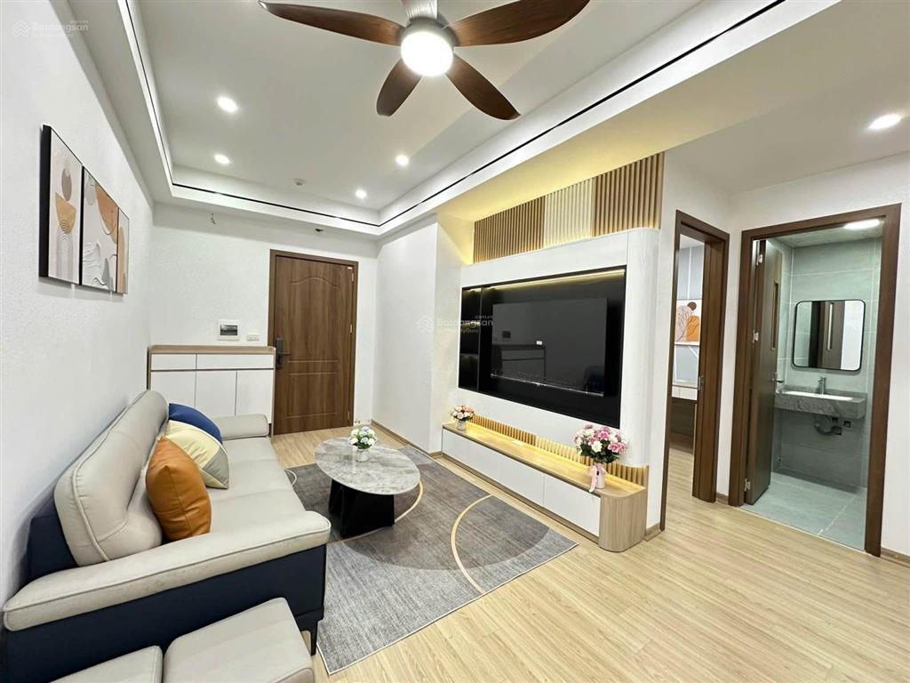 Bán căn b2 hud2 tây nam linh đàm 67m 2pn 2wc sổ đỏ giá 5,2 tỷ