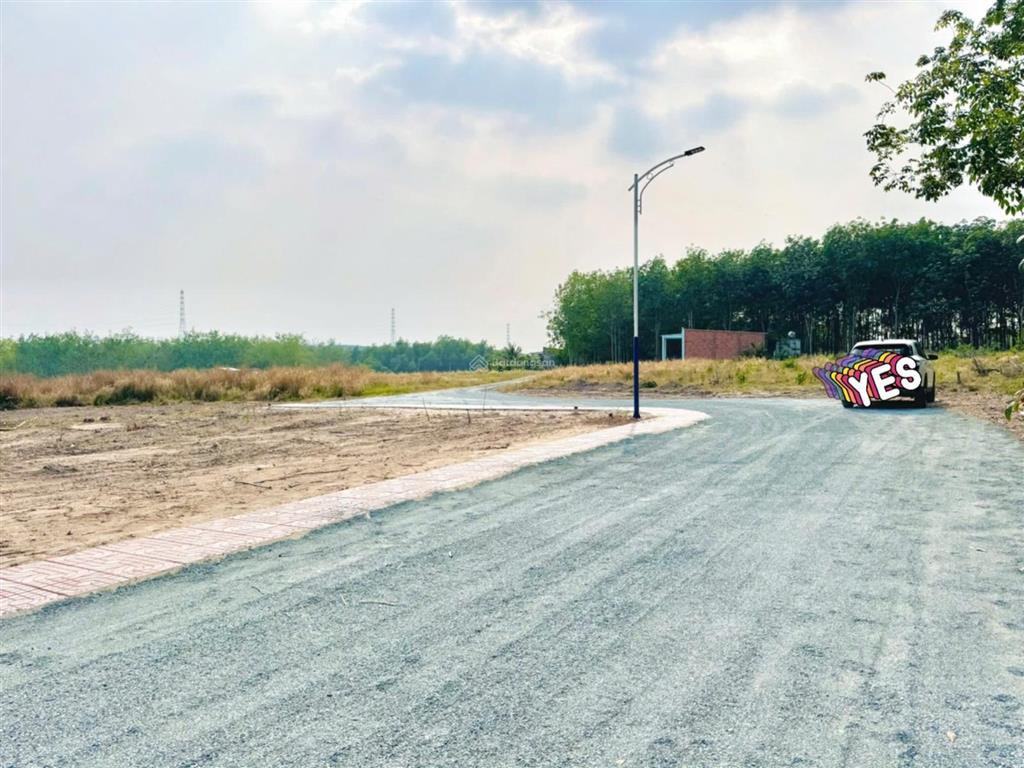 Bán đất gần kcn becamex 500 triệu/500 m2, ngay trung tâm chơn thành gọi ngay 0903 032 ***