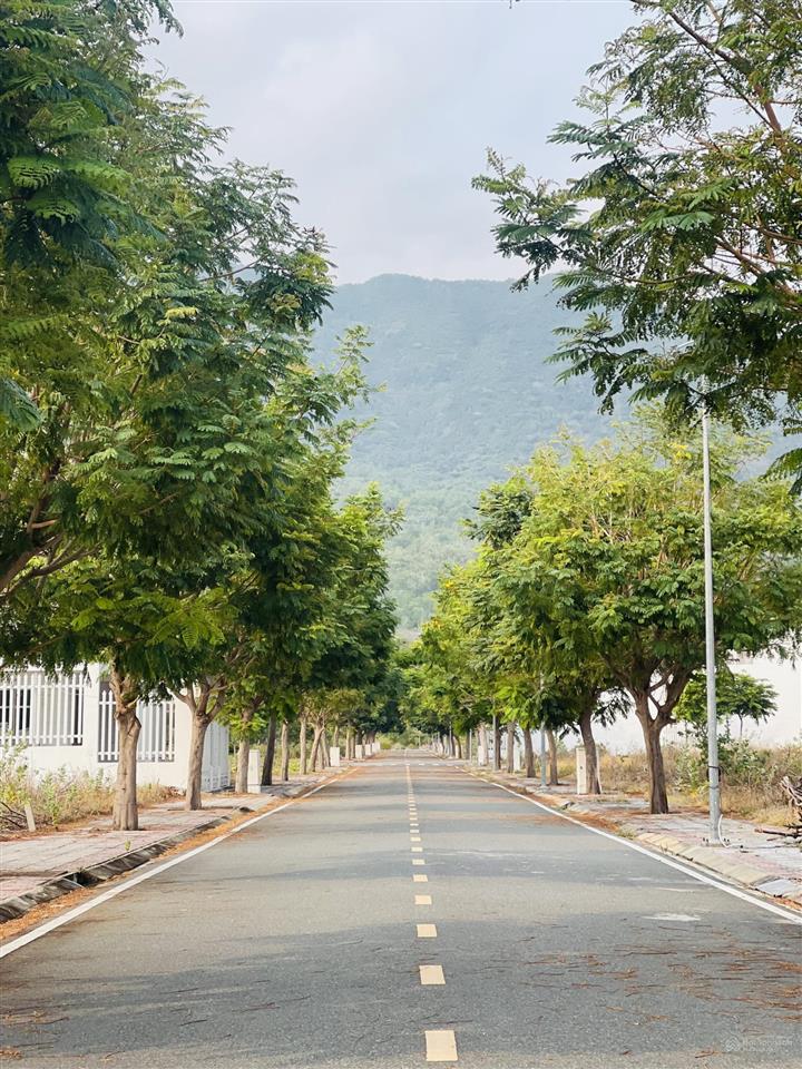 Sở hữu nền golden bay ven biển giá chỉ 21tr/m2 hướng đông nam  0333 718 ***em phượng