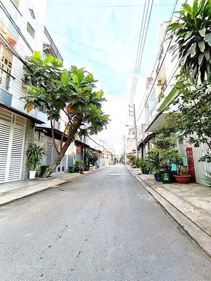 Bán cặp 2 căn nhà 8x17m, 4 tầng, ngay lê trọng tấn bình tân, nhỉnh 9tỷ, 0949 226 ***