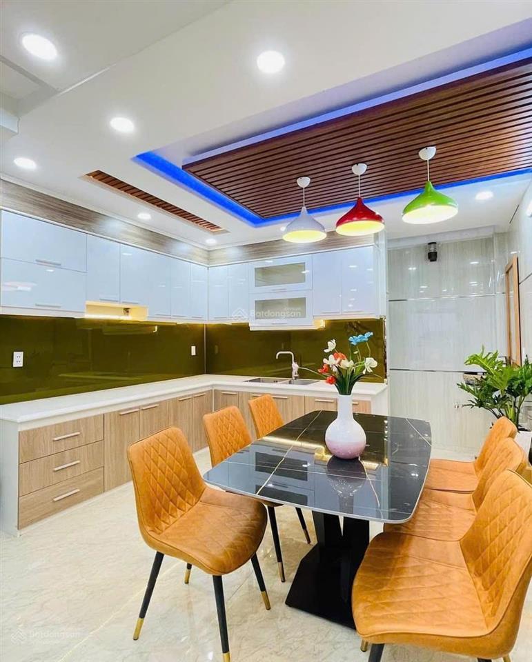 Nhà 4 tầng kdc vĩnh lộc, 8x18m, chỉ 9tỷ1, 0949 226 ***
