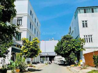 Chính chủ gửi bán nhanh  nền nhà phố sau lưng bệnh viện quận 2