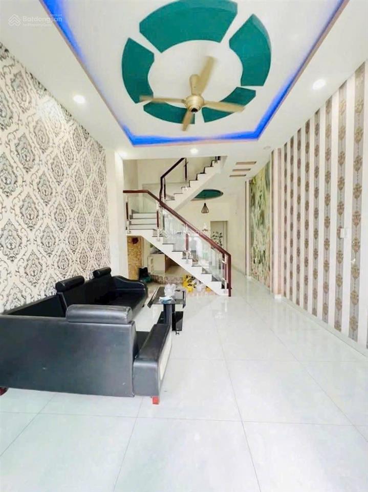 Cho thuê nhà căn góc 2mt  hẻm nguyễn thị định phường cát lái gần chợ cây