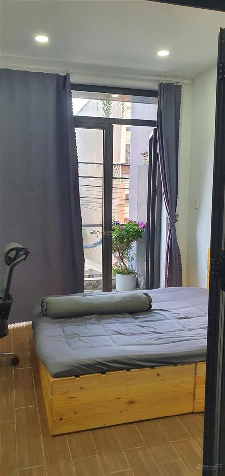 Cho thuê nhà nguyên căn mới đẹp hẻm cụt  yên tĩnh xe hơi tới nhà đường số 8