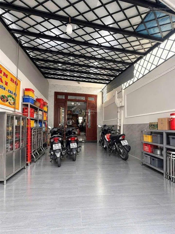 Bán nhà phố mặt tiền đường gần nguyễn thị định phường thạnh mỹ lợi quận 2