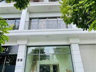 Cho thuê shophouse, liền kề the manor central park dt 75m2, 5 tầng, mt 5m. giá 28tr/th