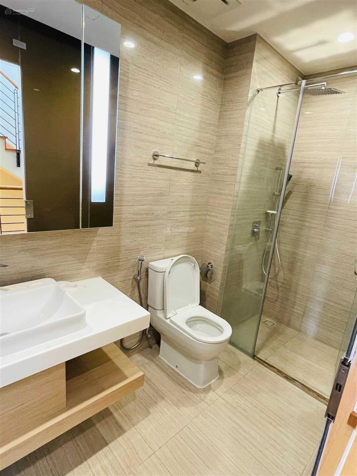 Cho thuê liền kề the manor central park dt 75m2, 5 tầng, mt 5m. giá 28tr/th
