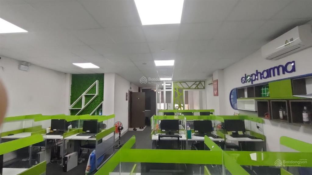Cho thuê tòa nhà mặt phố trương công giai  cầu giấy hn 90m2 7 tầng mt 6m. thông sàn. giá 95tr