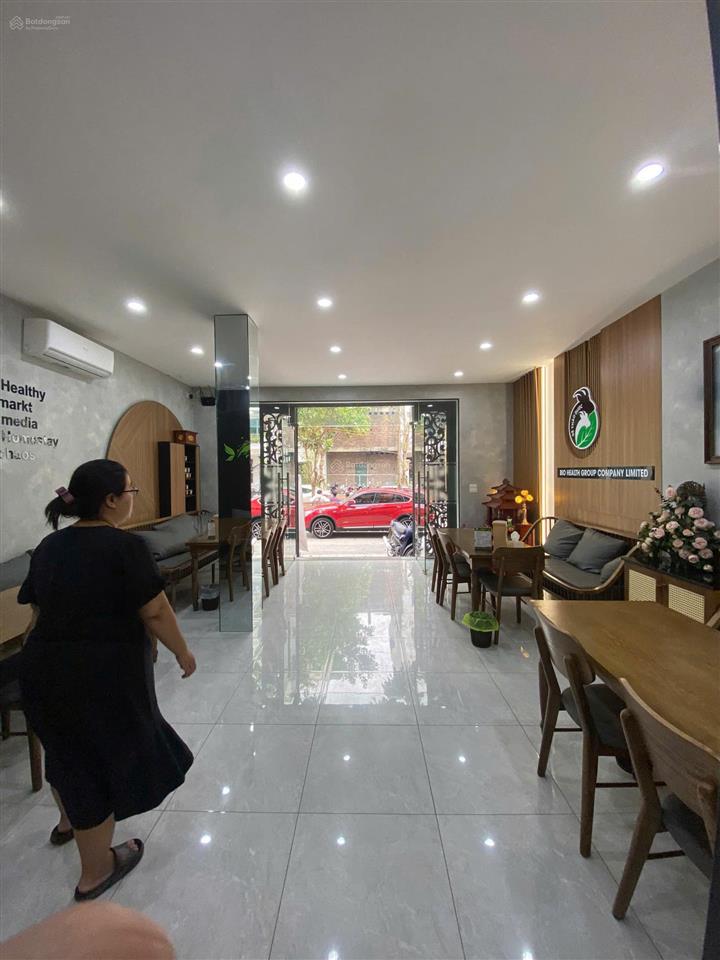 Giảm sốc nhà nguyễn trãi  thanh xuân 90m2, 6 tầng, mặt tiền 6m thang máy, nhà mới. giá 65tr