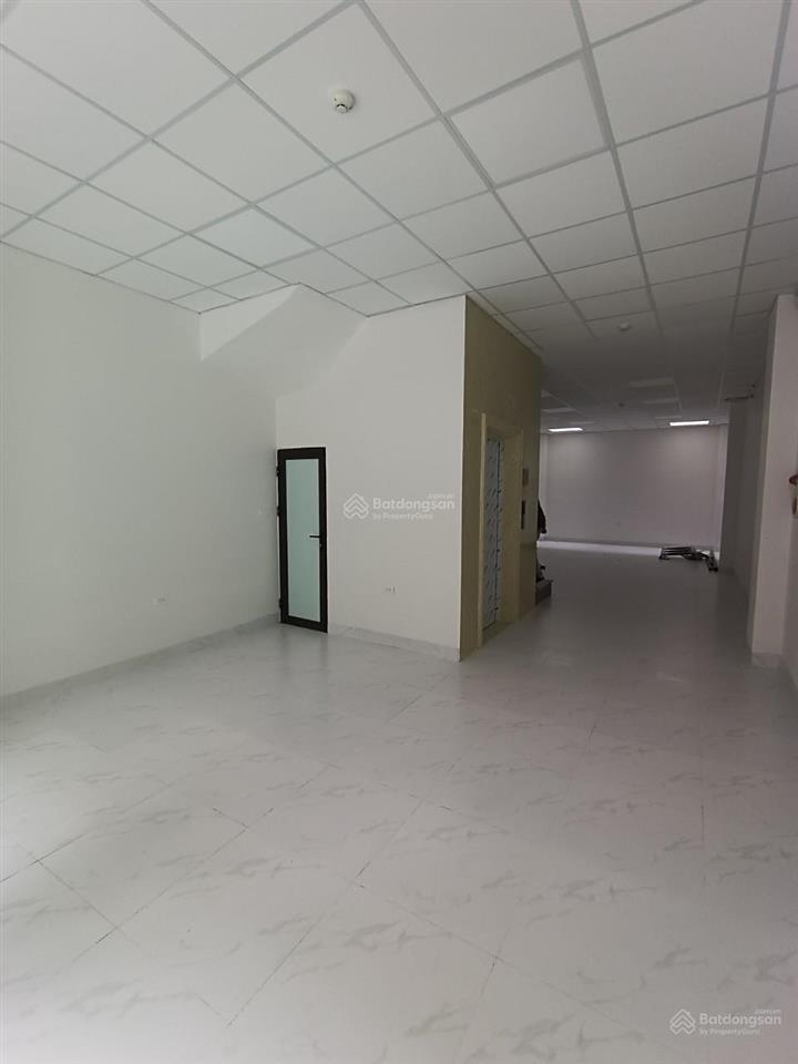 Cho thuê nhà liền kề tố hữu, galaxy vạn phúc, dt 90m2, 6 tầng, mt 5m. nhà mới, thang máy, 45tr/th