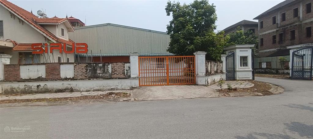 Cho thuê kho xưởng gần vinhomes smart city  cổng chào nam an khánh  2100m2, xe cont vào, xuất vat