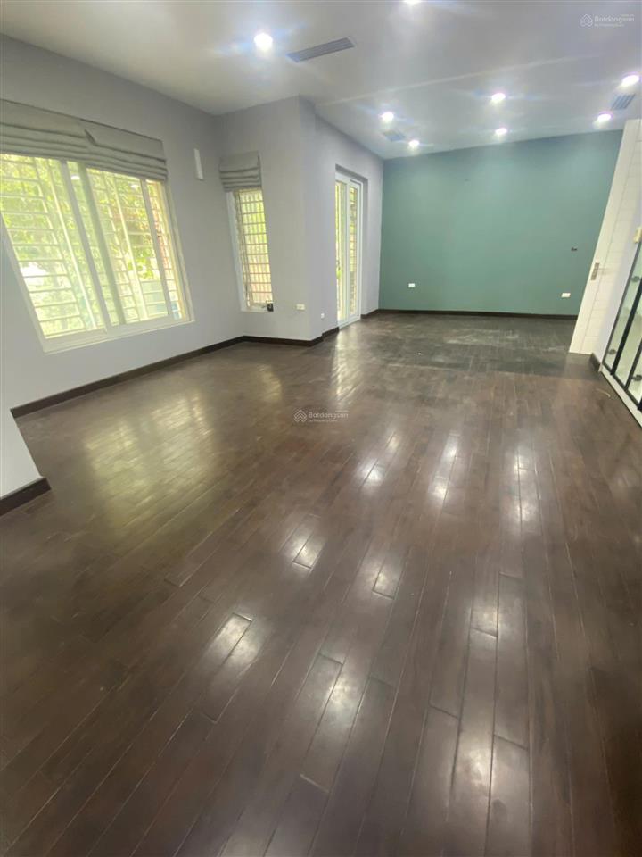Cho thuê biệt thự kđt mỹ đình 2  nguyễn cơ thạch  mỹ đình 210m2 4 tầng lô góc. giá 55tr