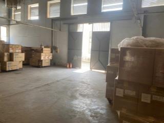 Cho thuê kho khâm thiên  đống đa  hn 240m2 cao 6m. kho thoáng, đất cty, xuất vat. giá 140.000đ/m2