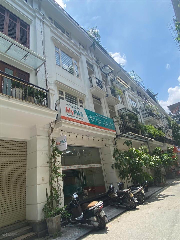 Cho thuê liền kề 90 nguyễn tuân, thanh xuân, dt 75m2, 5.5 tầng, thông sàn, thang bộ. giá 45tr