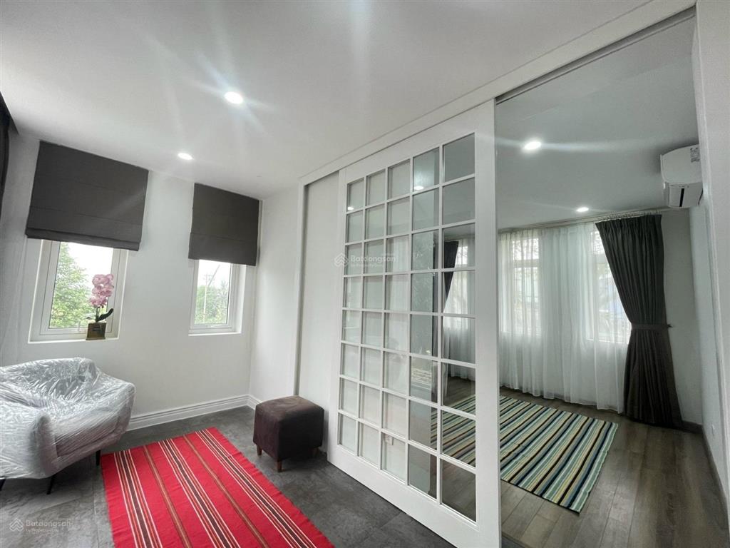 Cho thuê biệt thự splendonia  an khánh  đại lộ thăng long 250m2 3 tầng, 5pn. full nội thất. 30tr