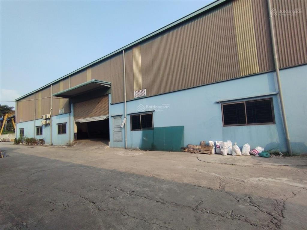 Cho thuê kho xưởng tại kcn từ liêm  cầu diễn  hà nội. dt 1500m2. giá 120.000/m2