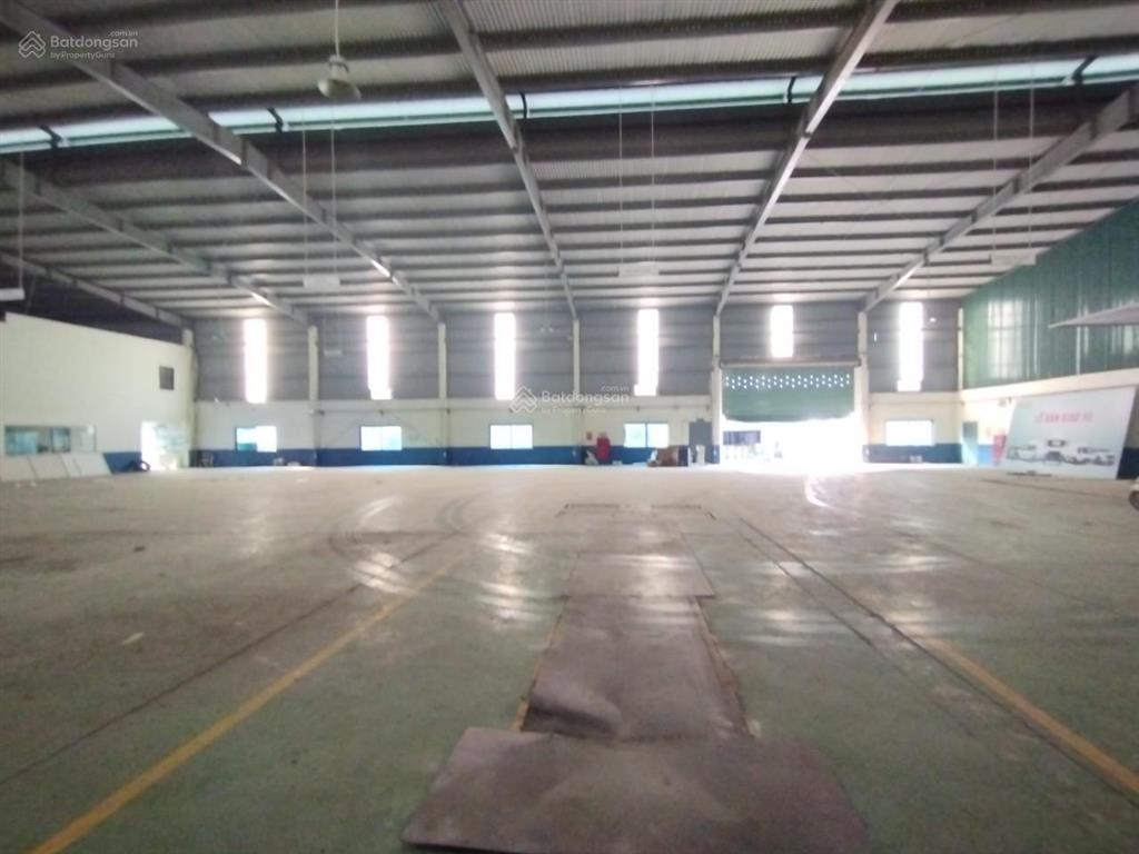 Cho thuê kho xưởng tại kcn từ liêm  cầu diễn  hà nội. dt 1500m2. giá 120.000/m2