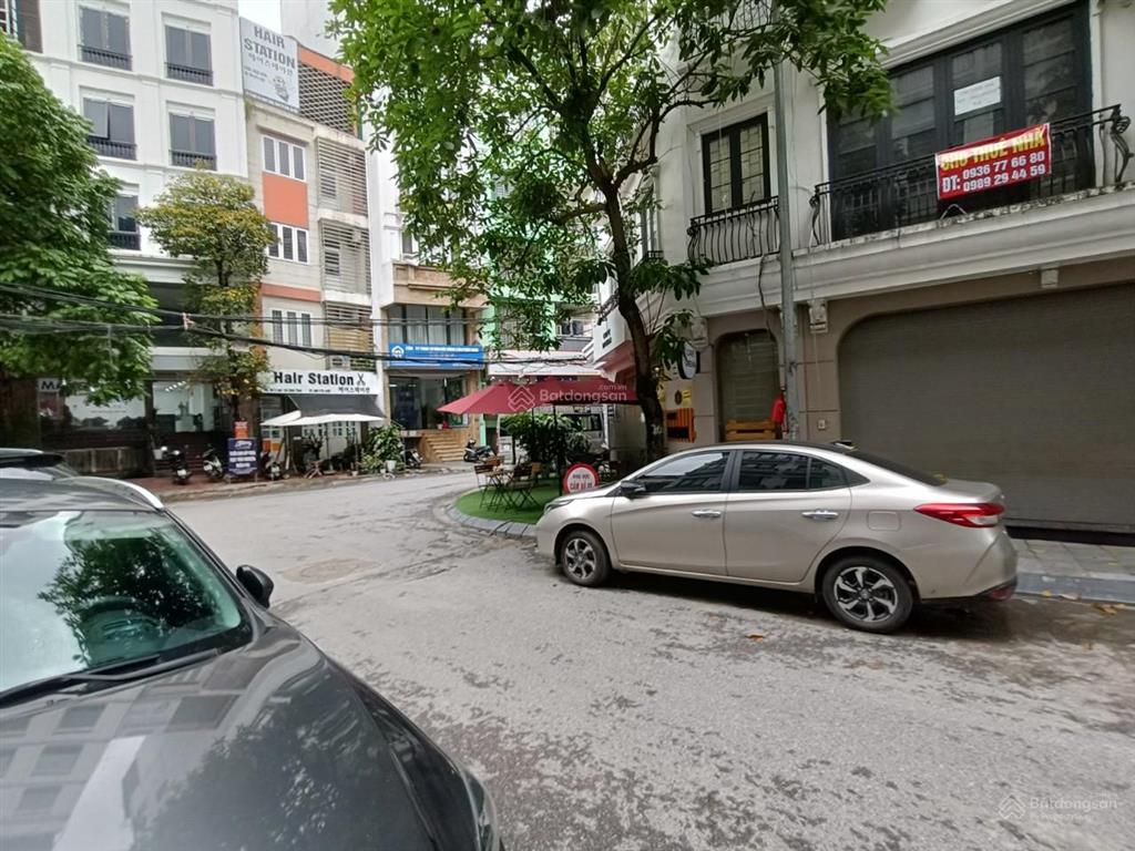 Cho thuê nhà fivestar đình thôn  phố người hàn  mễ trì 75m2 5 tầng. mt 5m. thang máy. giá 65tr/th