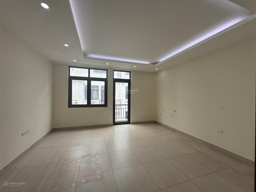Cho thuê liền kề 107 xuân la  xuân đỉnh  tây hồ  hn 110m2 5 tầng mt 5m. giá 50tr