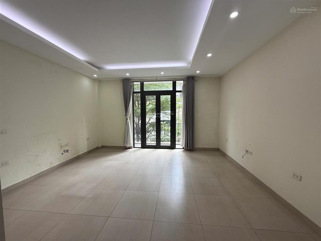 Cho thuê liền kề 107 xuân la  xuân đỉnh  tây hồ  hn 110m2 5 tầng mt 5m. giá 50tr