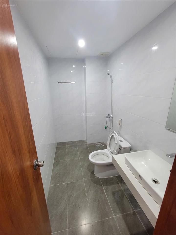 Cho thuê liền kề nguyễn văn lộc, mỗ lao dt 90m2, mt 5m, 4 tầng, 1 hầm. giá 26tr.  0936 983 ***