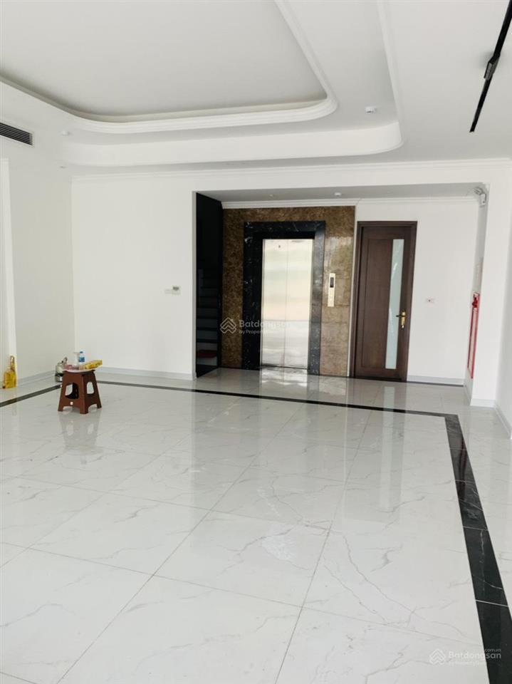 Cho thuê nhà kđt nam trung yên  yên hòa cầu giấy hn , 100m2 8 tầng, mt 6.5m, thông sàn. giá 110tr
