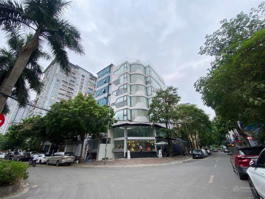 Cho thuê tòa nhà vp nguyễn cơ thạch  từ liêm  hn 160m2 lô góc, 8 tầng 1 hầm. thông sàn, giá 190tr