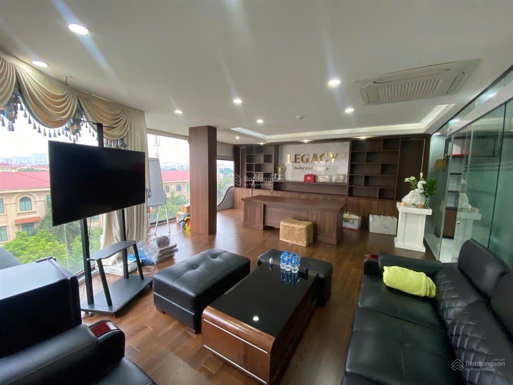 Cho thuê tòa nhà vp nguyễn cơ thạch  từ liêm  hn 160m2 lô góc, 8 tầng 1 hầm. thông sàn, giá 190tr