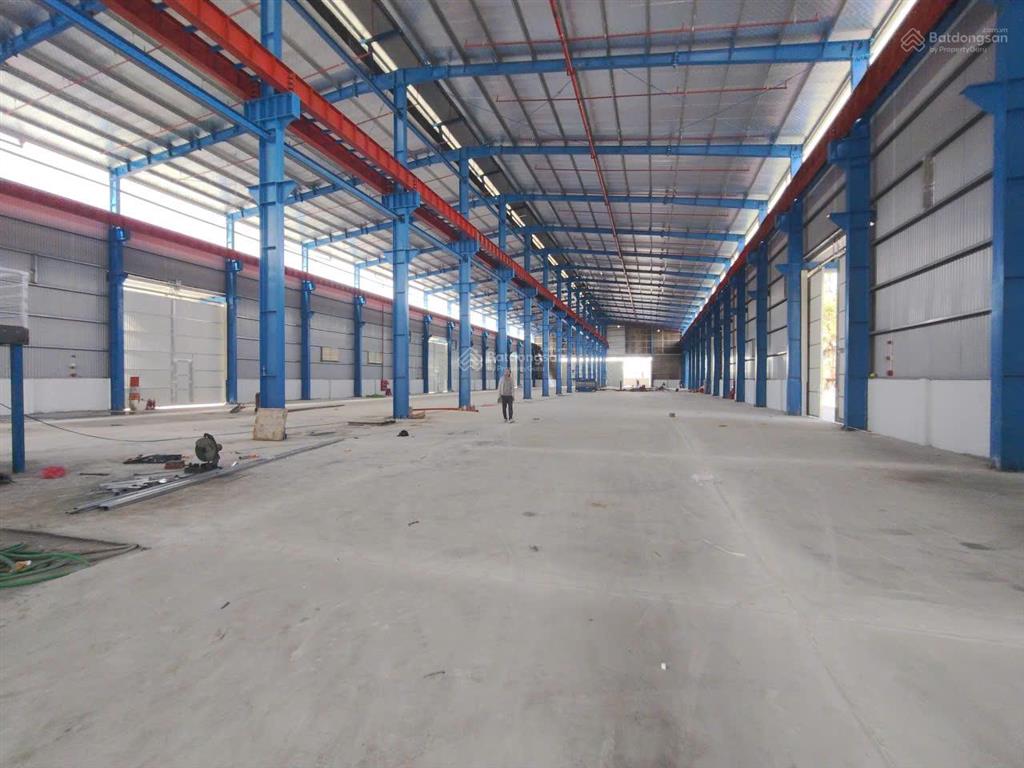Kho xưởng kcn thạch thất  quốc oai, 5000m2, pccc nghiệm thu, điện 3fa, xuất vat, xe công, 140k/m
