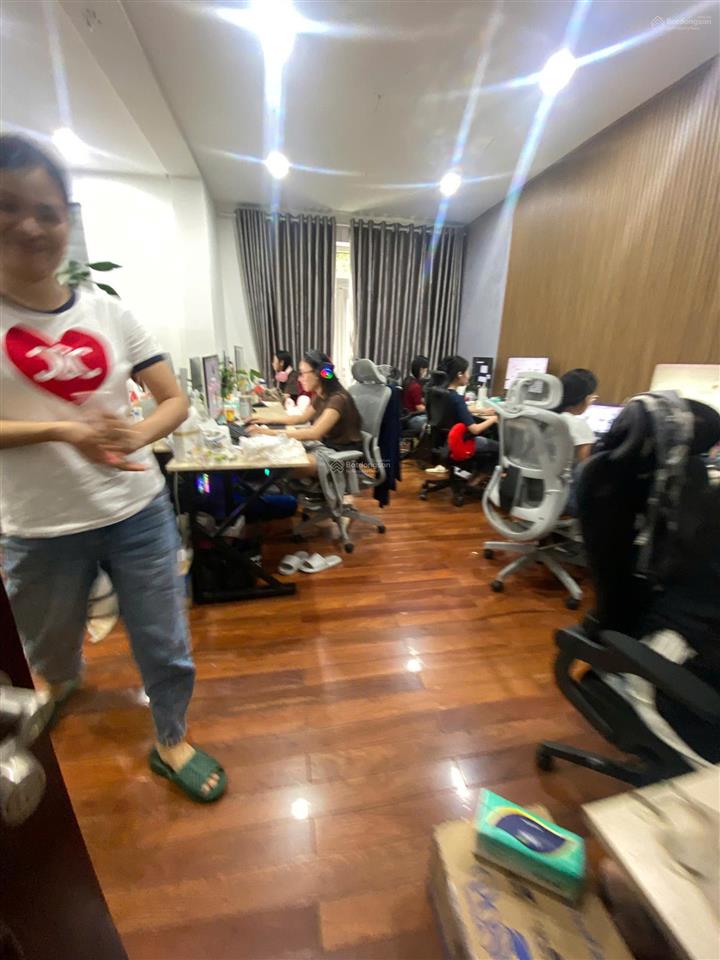 Cho thuê biệt thự kđt mỹ đình 2  nguyễn cơ thạch  mỹ đình 183m2 4 tầng mt 10m. giá 50tr