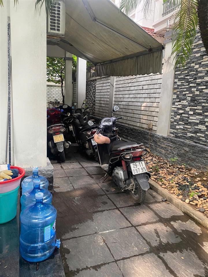 Cho thuê biệt thự kđt mỹ đình 2  nguyễn cơ thạch  mỹ đình 183m2 4 tầng mt 10m. giá 50tr