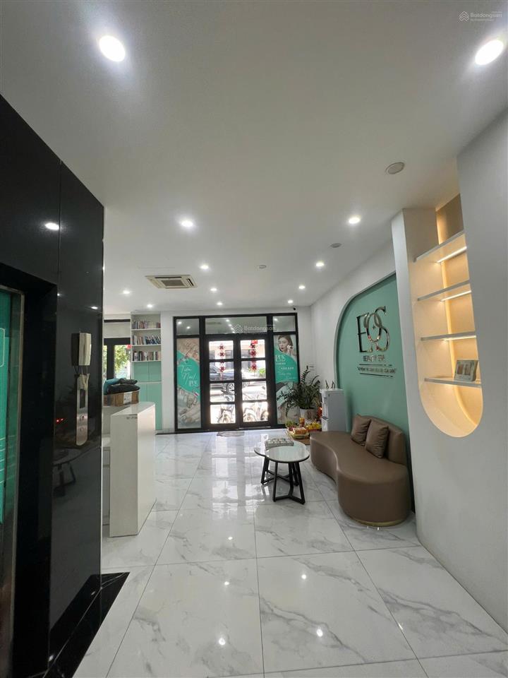 Cho thuê nhà vinhomes gardenia, hàm nghi, mỹ đình. dt 93m2, mt 6m, 5 tầng thang máy, giá 55 triệu