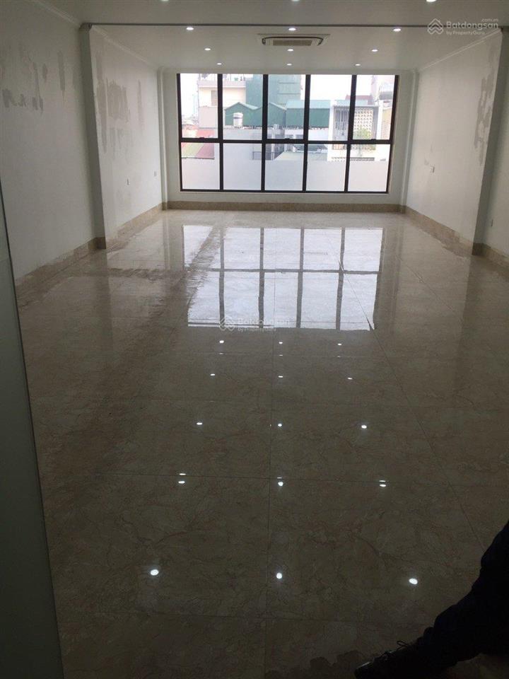 Cho thuê nhà mặt phố trần thái tông  cầu giấy  hn 75m2 5 tầng mt 11m. giá 80tr