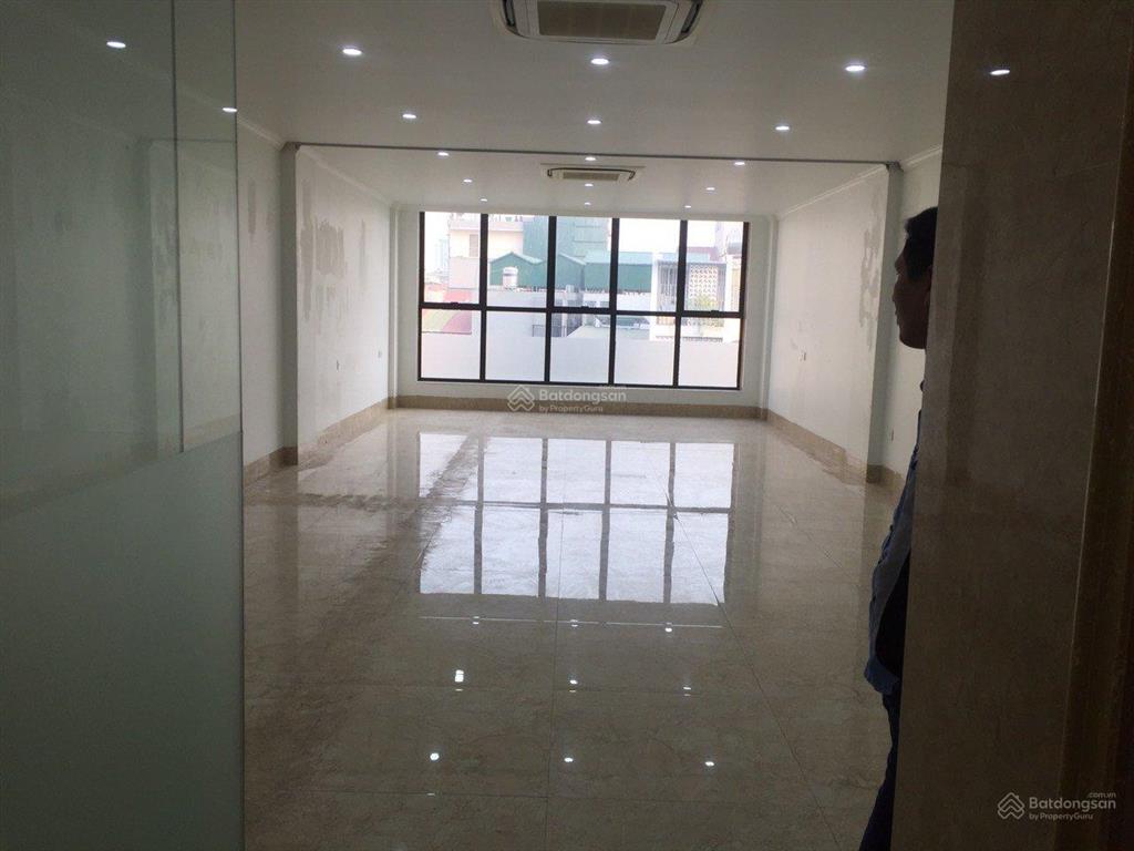 Cho thuê nhà mặt phố trần thái tông  cầu giấy  hn 75m2 5 tầng mt 11m. giá 80tr