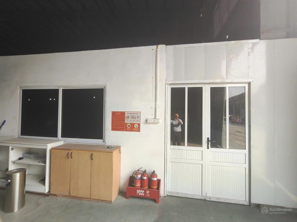 Cho thuê kho xưởng kcn đồng văn 1 duy tiên hà nam 1500m2 pccc tự động, xuất vat. 62nghìn/m2/th