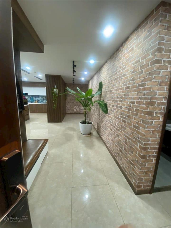 Bán căn goldsea 79m2,2pn, 2wc giá 3 tỷ 800tr. call 0989 116 *** mr hà!