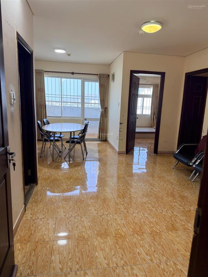 Bán căn hộ lakeside 71m2, 2pn, 1wc giá 2 tỷ 350 triệu. call 0989 116 *** mr hà!