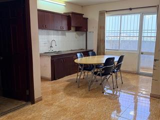 Bán căn hộ lakeside 71m2, 2pn, 1wc giá 2 tỷ 350 triệu. call 0989 116 *** mr hà!